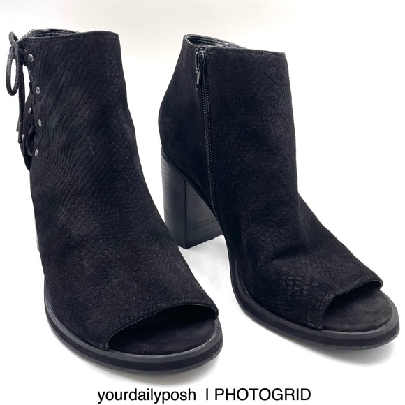 Nine West black suede peep toe lace-up cutout block heel ankle boots US 9 - Picture 3 of 13